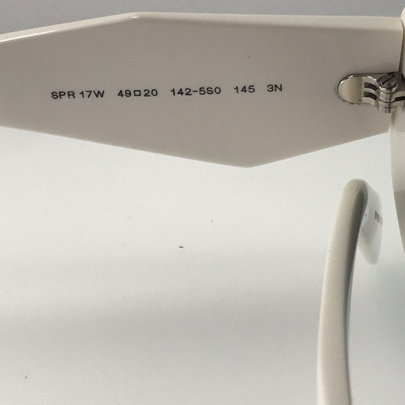 Authentic- 💯- New  - Prada Runway sunglasses SPR 17W Prada - Picture 10 of 16